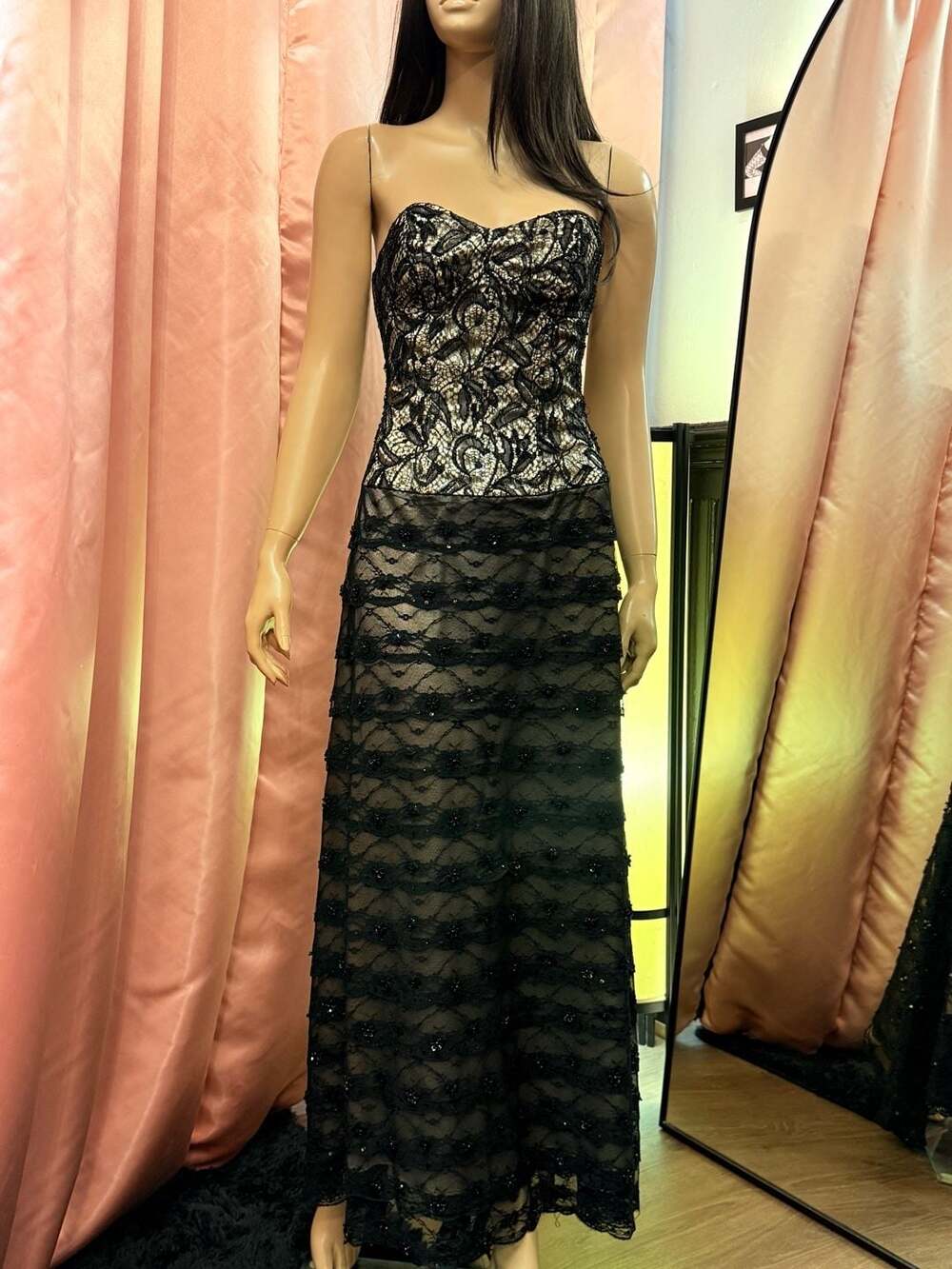 Sue Wong Black Lace Beaded Maxi Gown with train Size 4